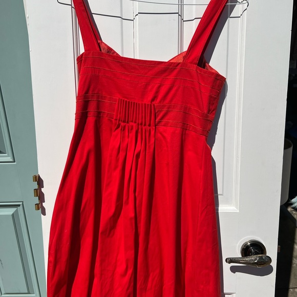 Medium dress - Picture 3 of 4